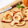 Стъпка по стъпка фото рецепта за това как да направите ябълков чипс у дома за зимата