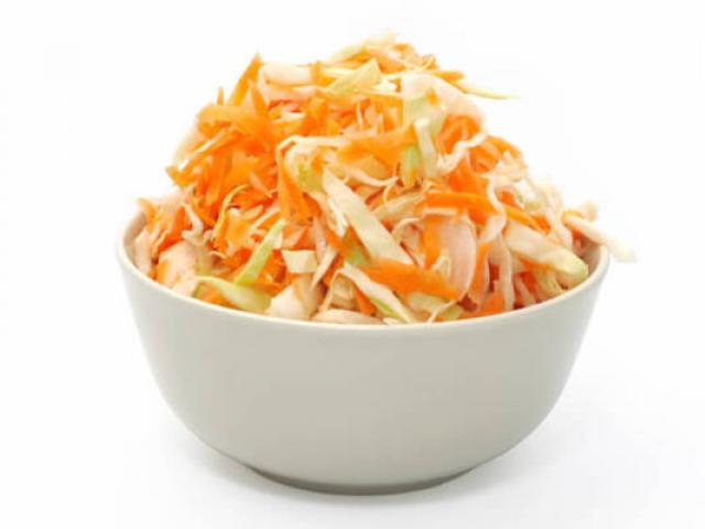 Hvordan tilberede riktig og velsmakende vitaminrik kålsalat