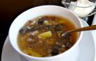 Recept za gobovo in krompirjevo juho s fotografijami