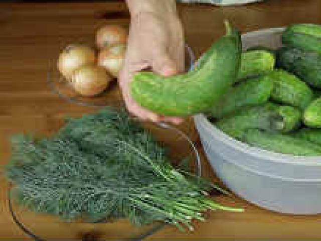 Királyi saláta télre - egyszerű és ízletes receptek