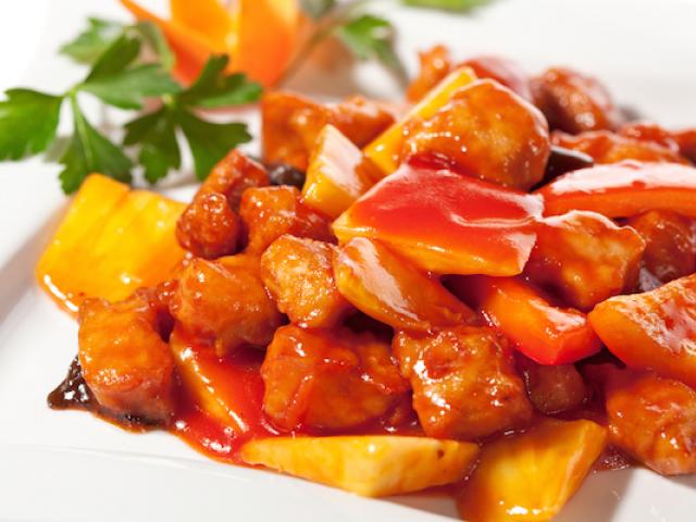 How to make sweet and sour sauce at home using a step-by-step recipe with photos