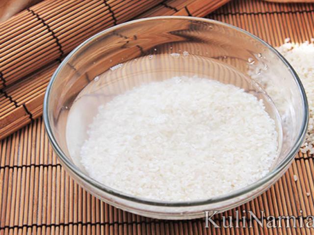 كيفية طبخ الأرز للسوشي واللفائف كيفية طبخ الأرز للسوشي